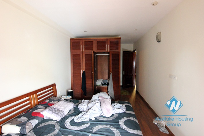 Lake view apartment with 02 bedrooms for rent in Tay Ho area 